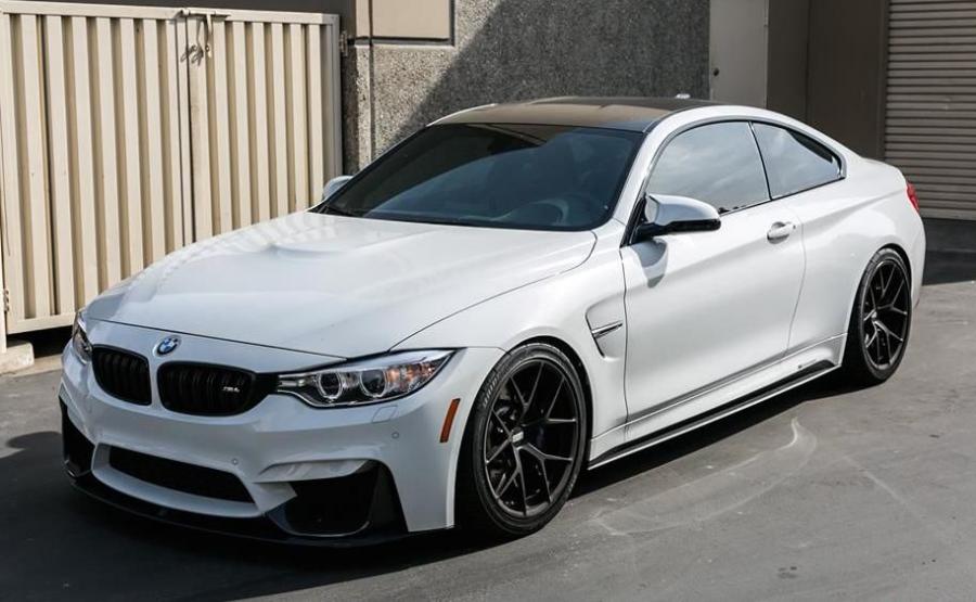  BMW M4 Coupe Alpine White on BBS Wheels 2016 года  (фото 2 из 13)